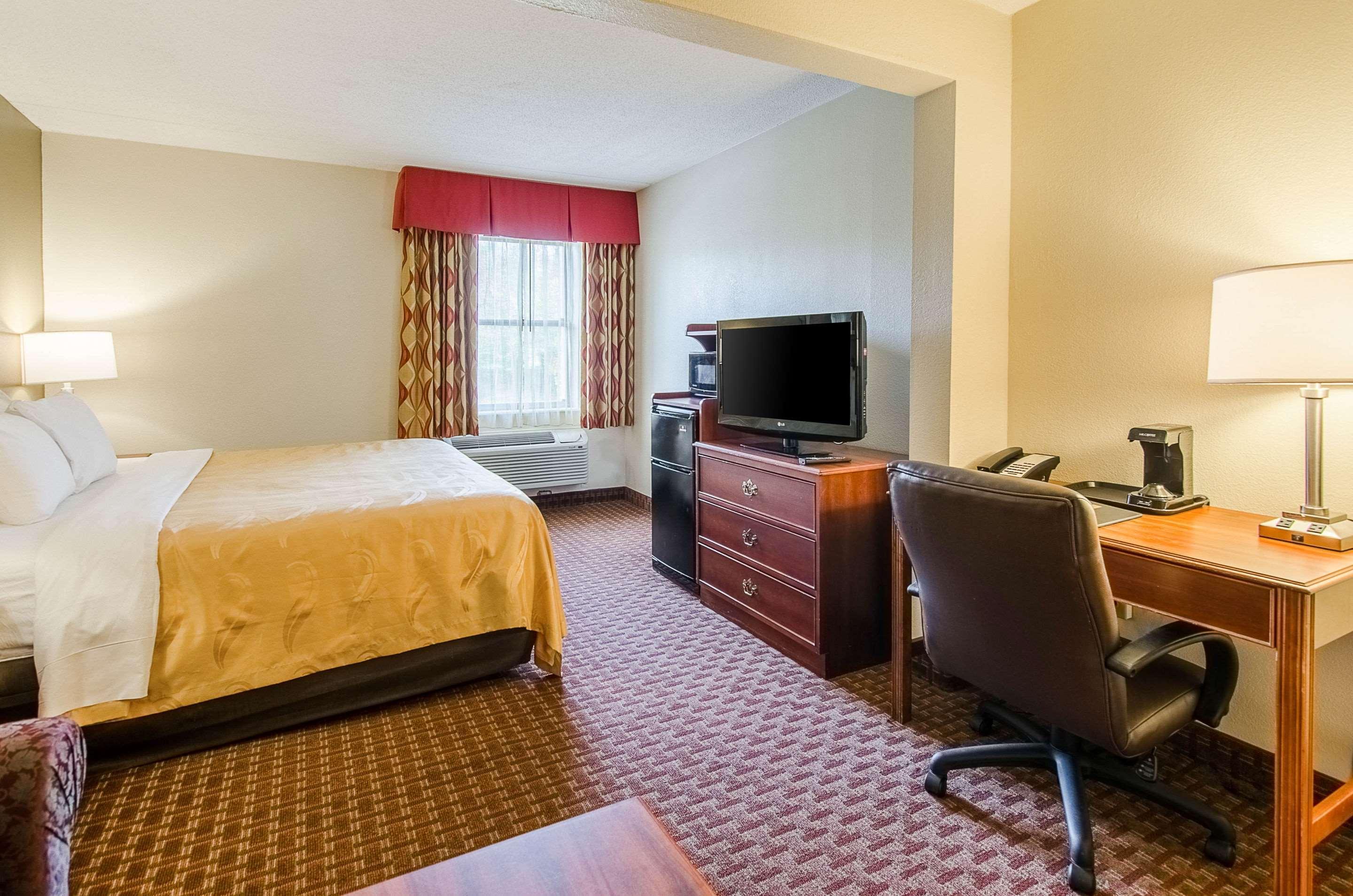 Quality Inn & Suites Lexington Near I-64 And I-81 Timber Ridge Ngoại thất bức ảnh