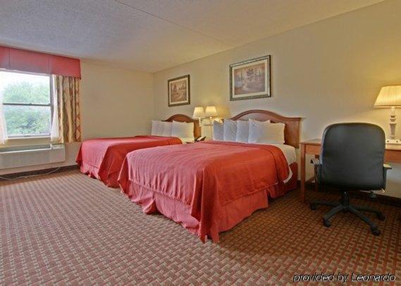 Quality Inn & Suites Lexington Near I-64 And I-81 Timber Ridge Phòng bức ảnh
