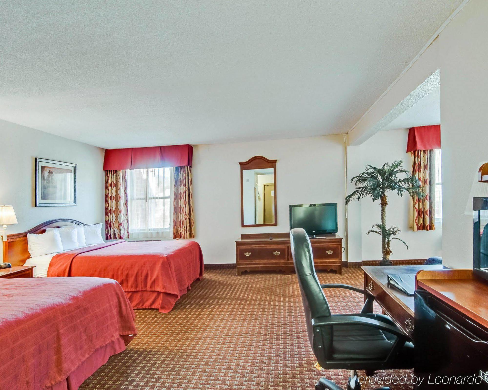 Quality Inn & Suites Lexington Near I-64 And I-81 Timber Ridge Ngoại thất bức ảnh