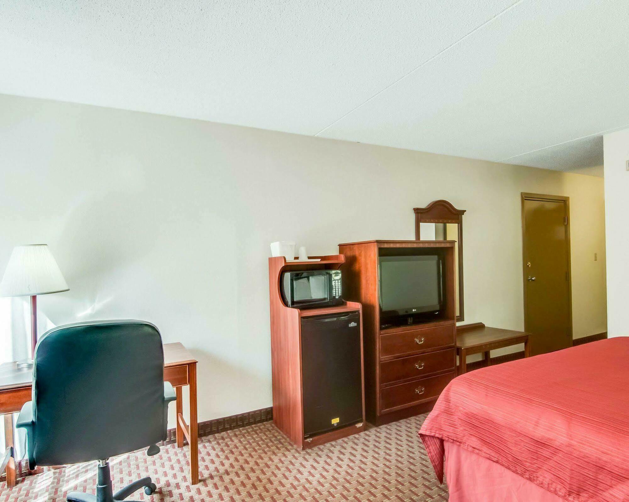 Quality Inn & Suites Lexington Near I-64 And I-81 Timber Ridge Ngoại thất bức ảnh