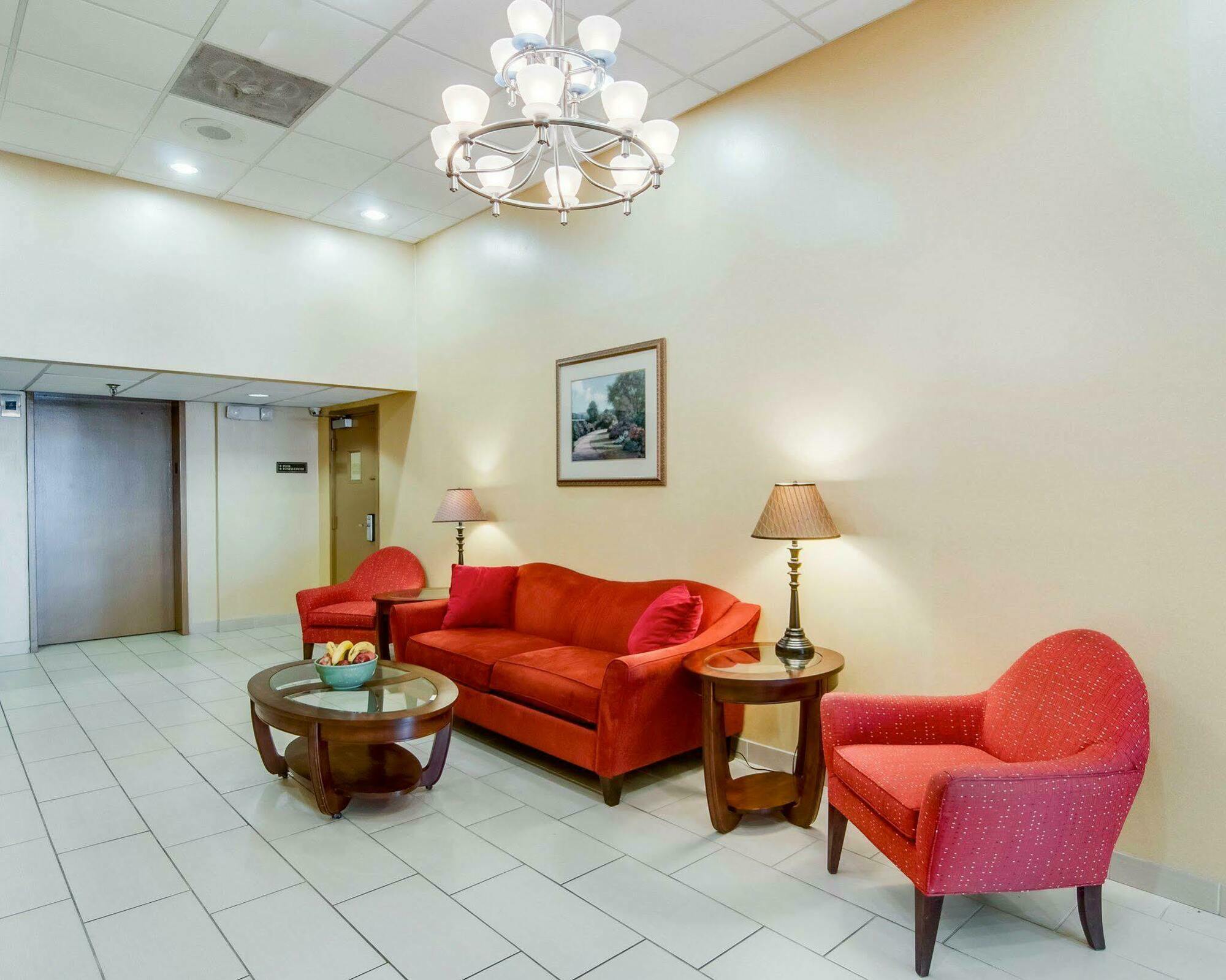 Quality Inn & Suites Lexington Near I-64 And I-81 Timber Ridge Ngoại thất bức ảnh