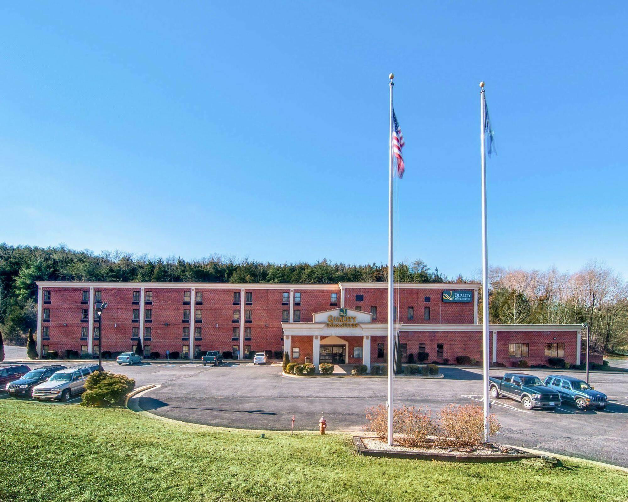Quality Inn & Suites Lexington Near I-64 And I-81 Timber Ridge Ngoại thất bức ảnh