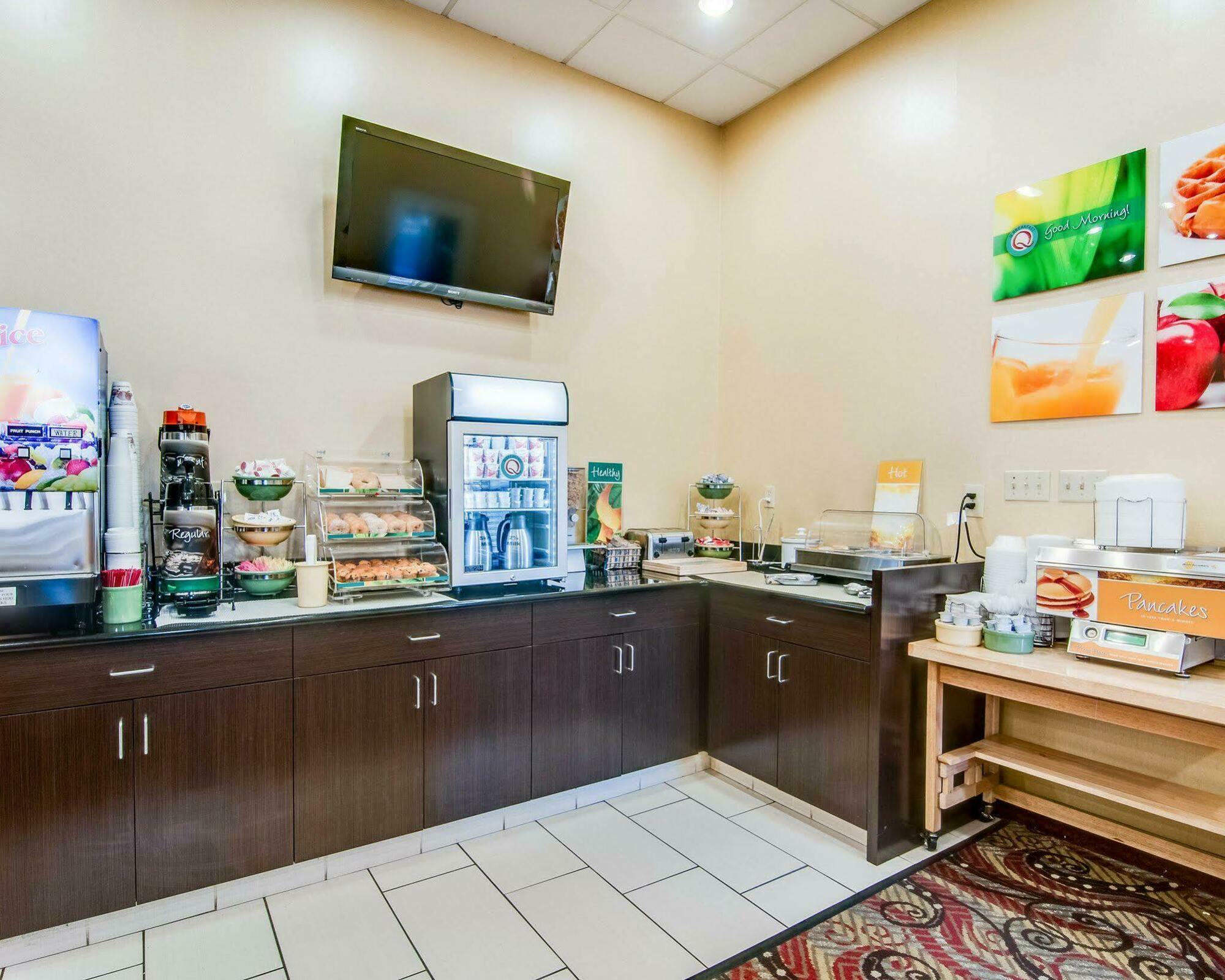 Quality Inn & Suites Lexington Near I-64 And I-81 Timber Ridge Ngoại thất bức ảnh